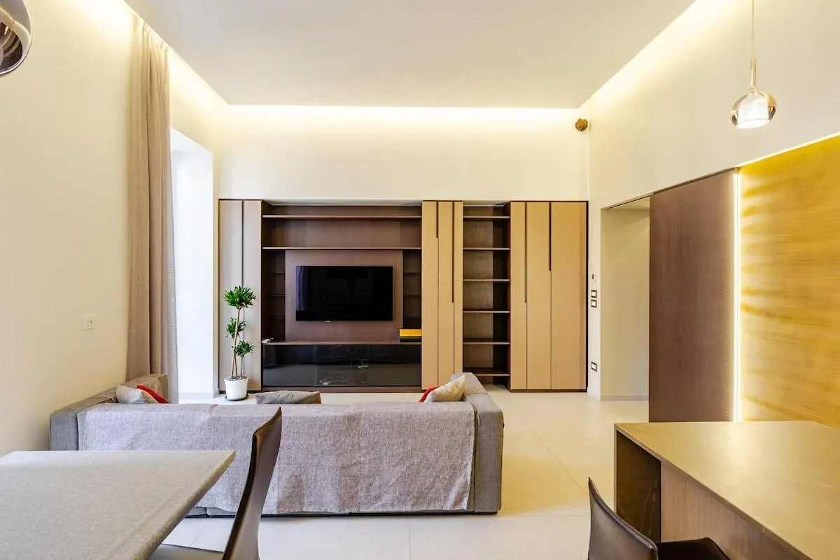 Partenope Luxury Light House Naples Apartment