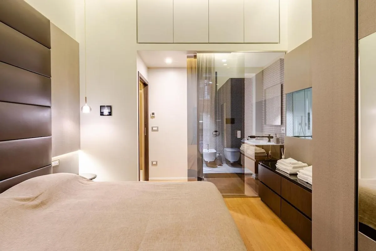 Partenope Luxury Light House Naples Apartment